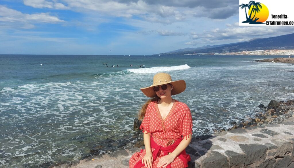 Surfen auf Teneriffa - Beste Spots und Bedingungen - Wassersport Vielfalt, SUP, Tauchen, Wind und Kitesurfen 9 Surfen auf Teneriffa - Playa de las Americas. Surfer und Wellen sind zu sehen